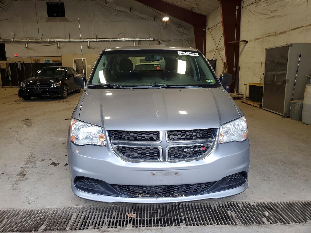 2015 Dodge Grand Caravan Se Silver vin: 2C4RDGBG8FR683028