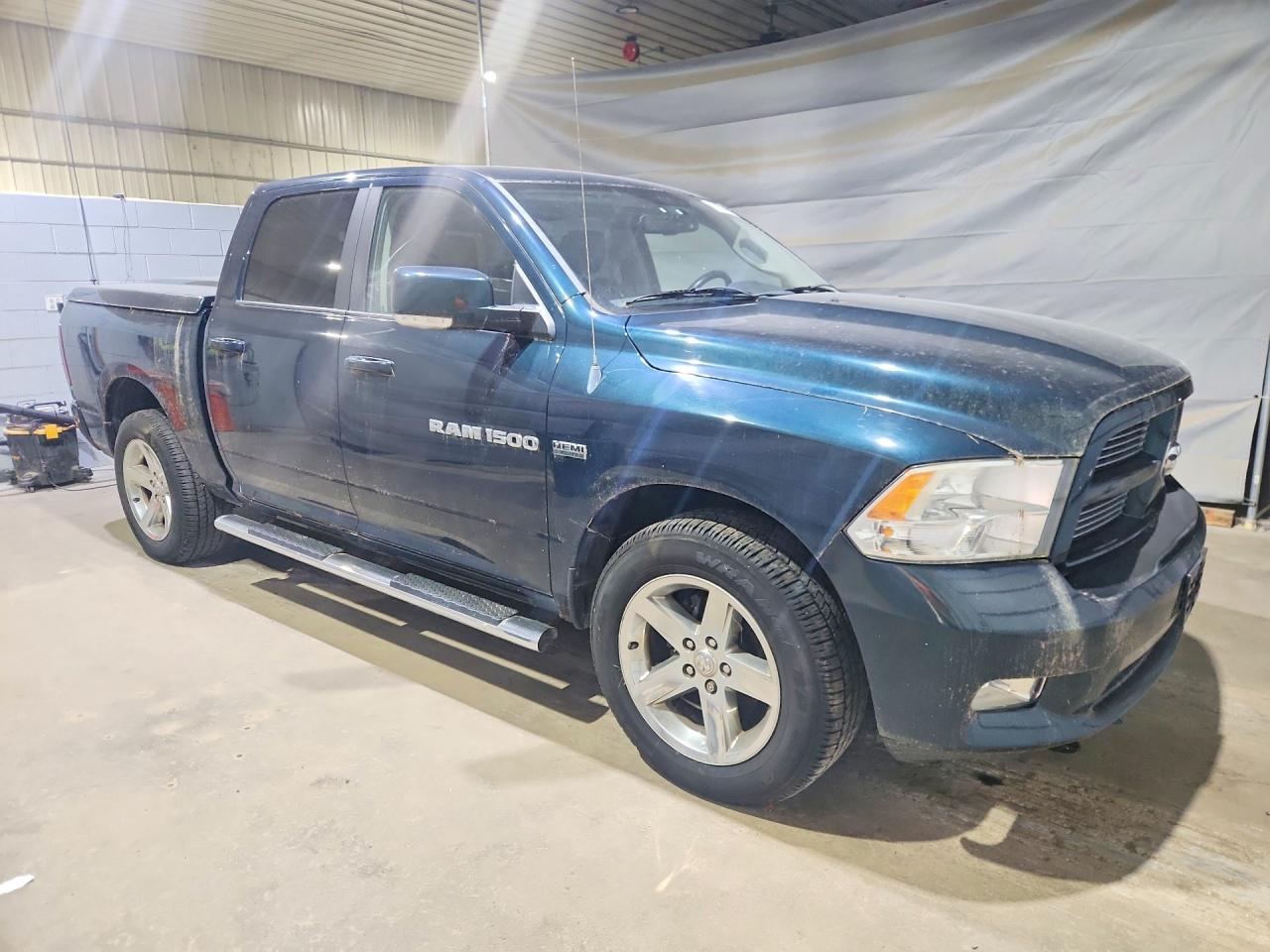 2011 Dodge Ram 1500 Green vin: 1D7RV1CT2BS629812