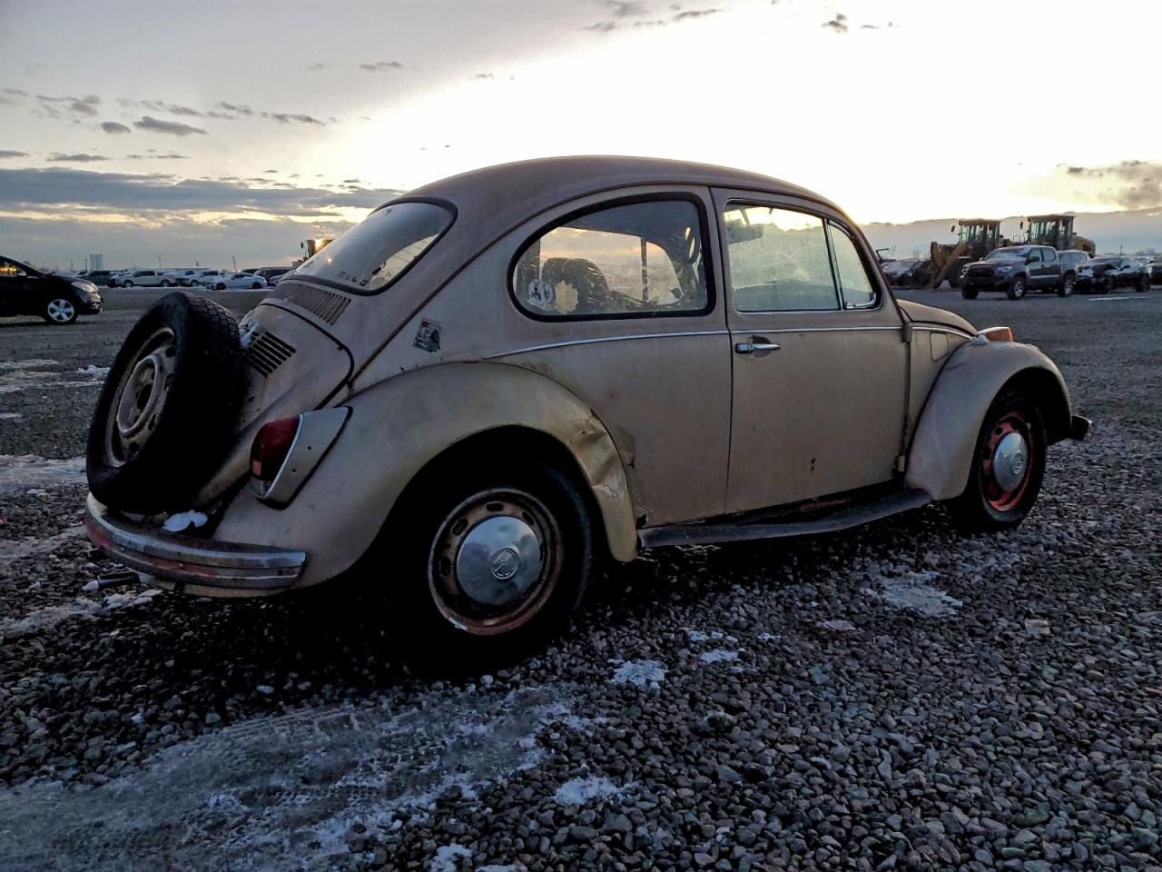 1969 Volkswagen Beetle Gold vin: 119593698
