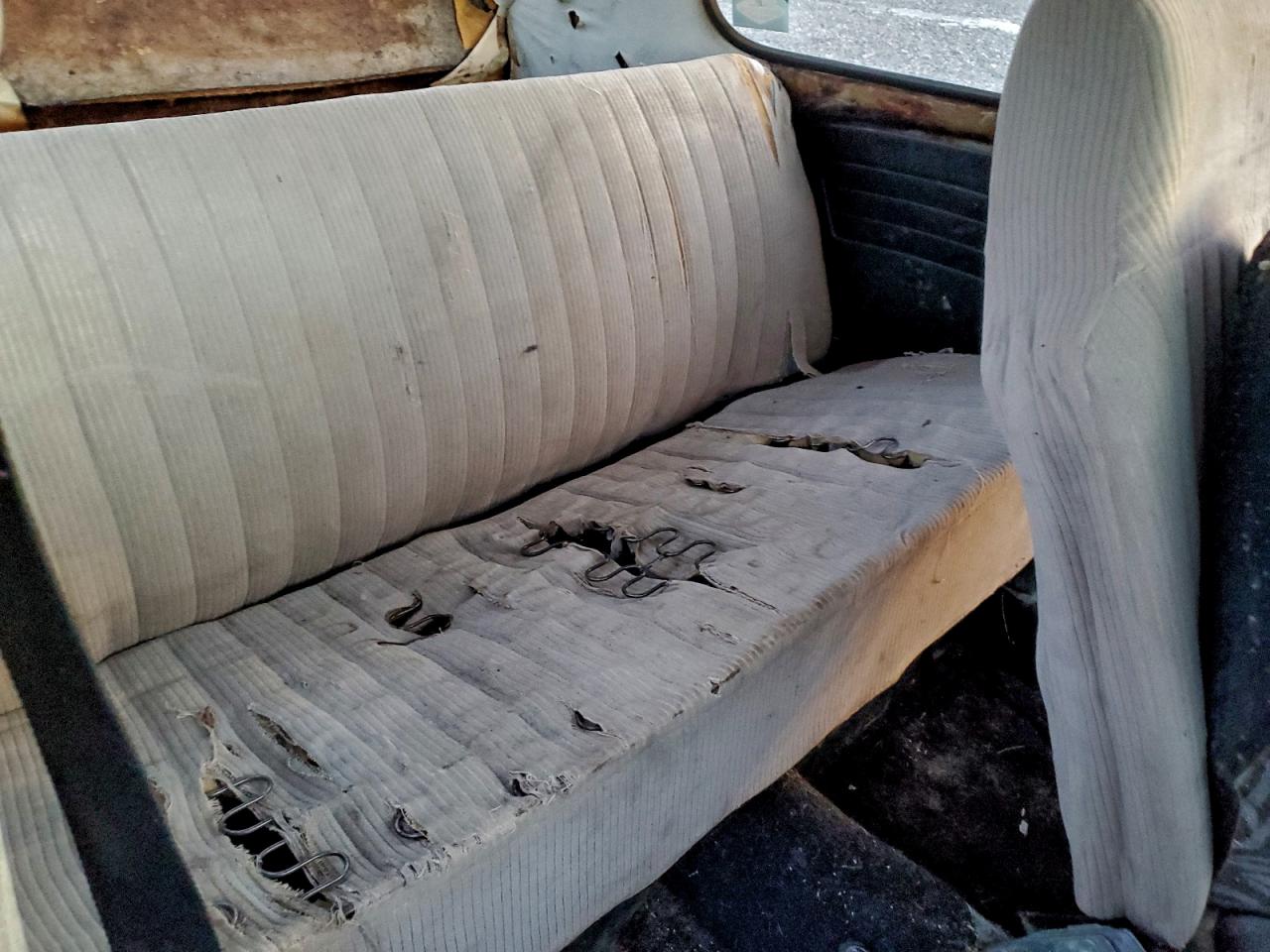 1969 Volkswagen Beetle Gold vin: 119593698