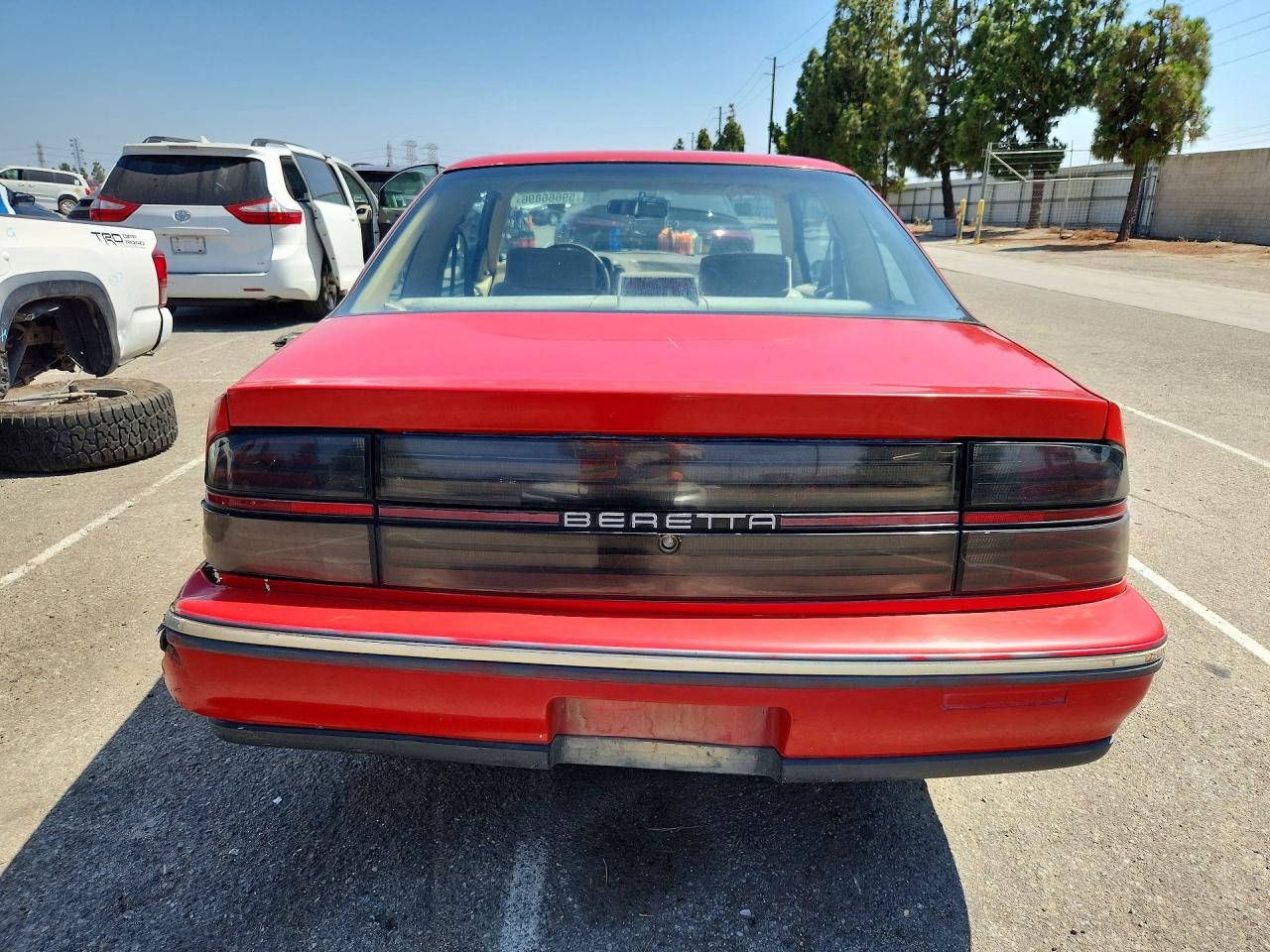 1988 Chevrolet Beretta Red vin: 1G1LV1119JE210122