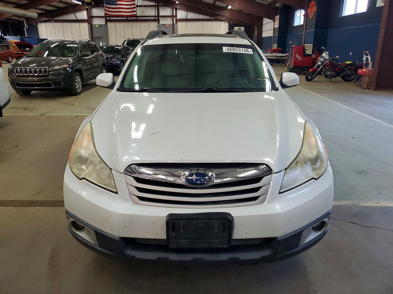 2010 Subaru Outback 2.5i Premium Белый vin: 4S4BRBGCXA3371365