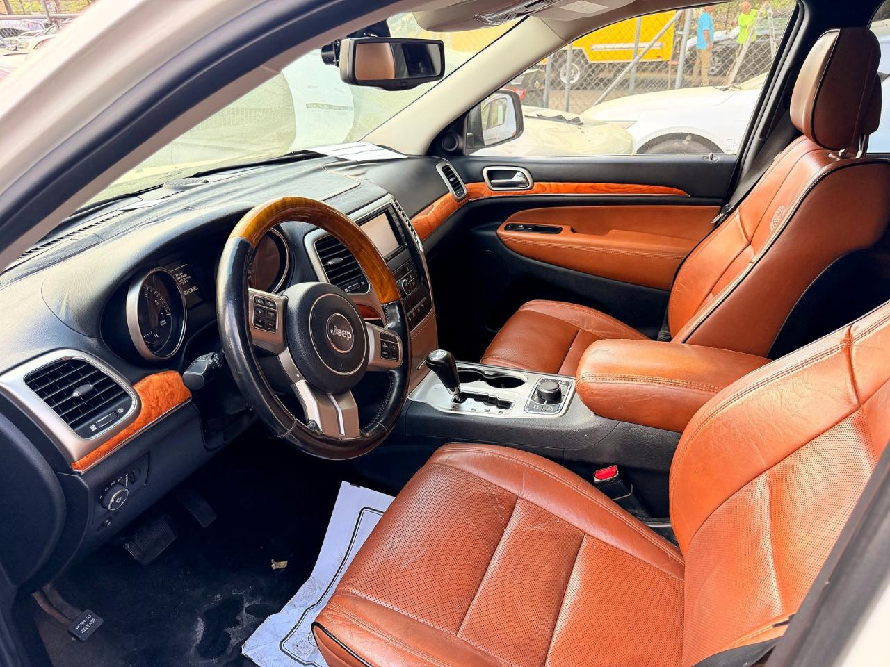 2012 Jeep Grand Cherokee Overland Белый vin: 1C4RJFCG2CC132180
