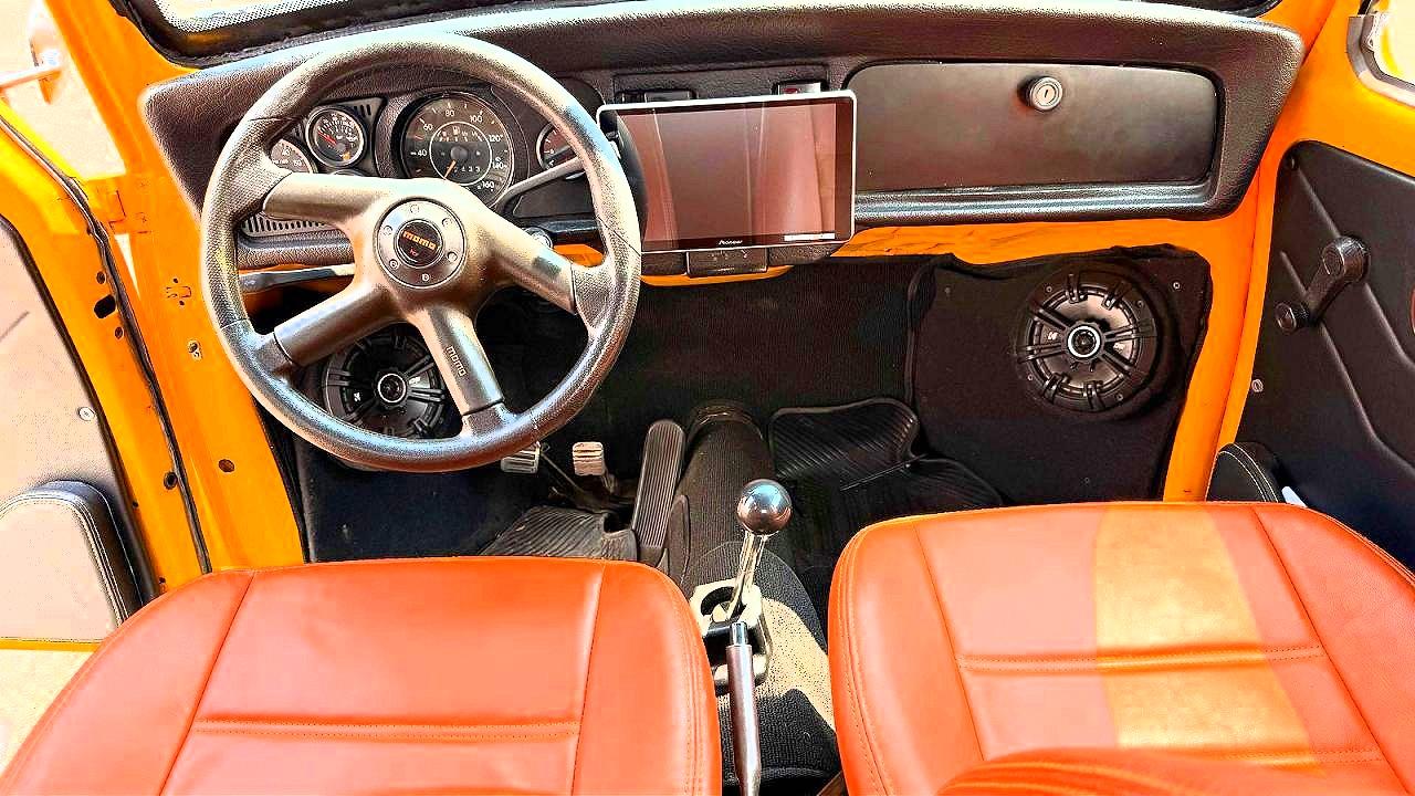 1984 Volkswagen Bug Yellow vin: 11E0114809