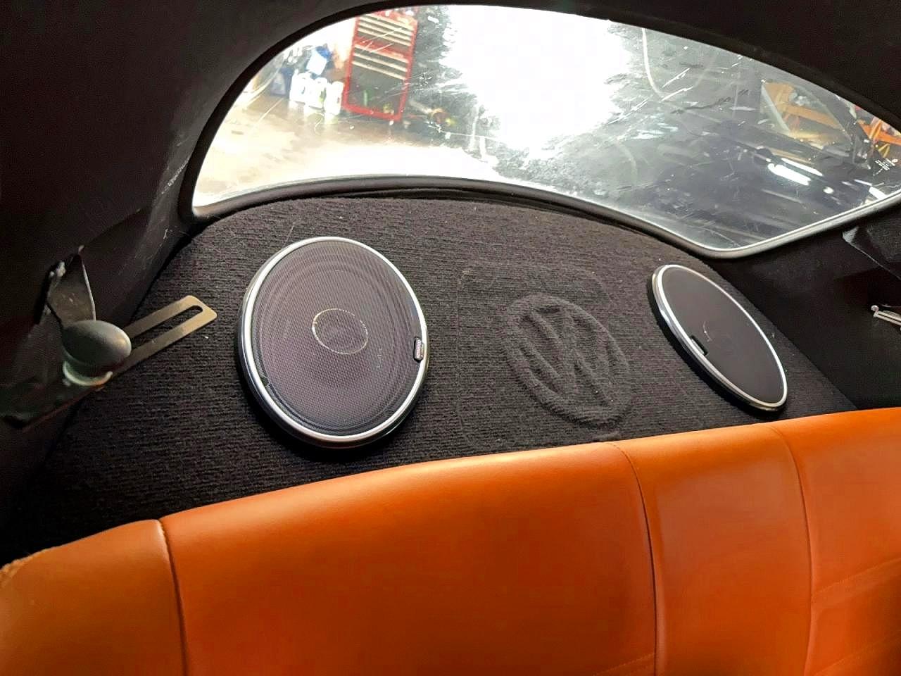 1984 Volkswagen Bug Yellow vin: 11E0114809