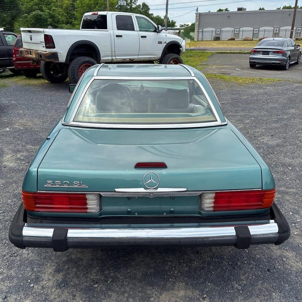 1988 Mercedes-benz 560 Sl Blue vin: WDBBA48D0JA081404