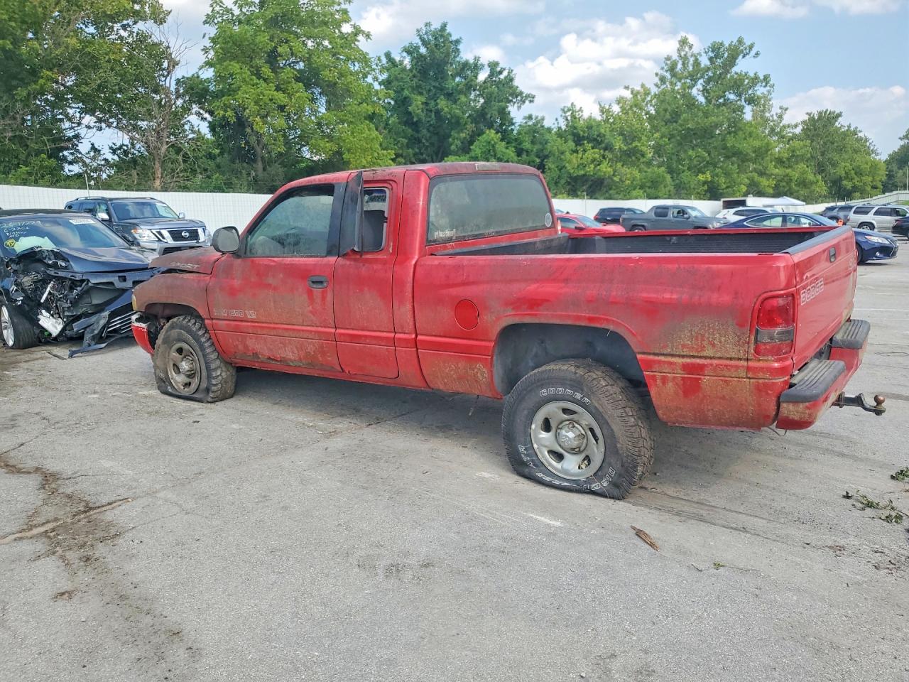 1999 Dodge Ram 1500 Red vin: 1B7HF13Y3XJ569440