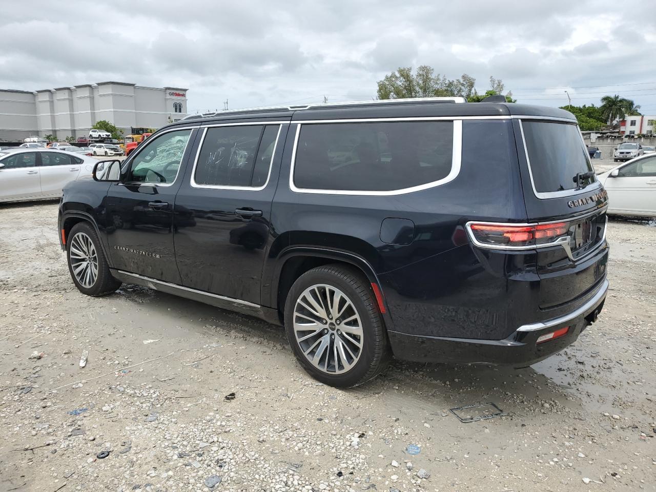 2024 Jeep Grand Wagoneer L Series Iii   Black vin: 1C4SJSGP1RS183821