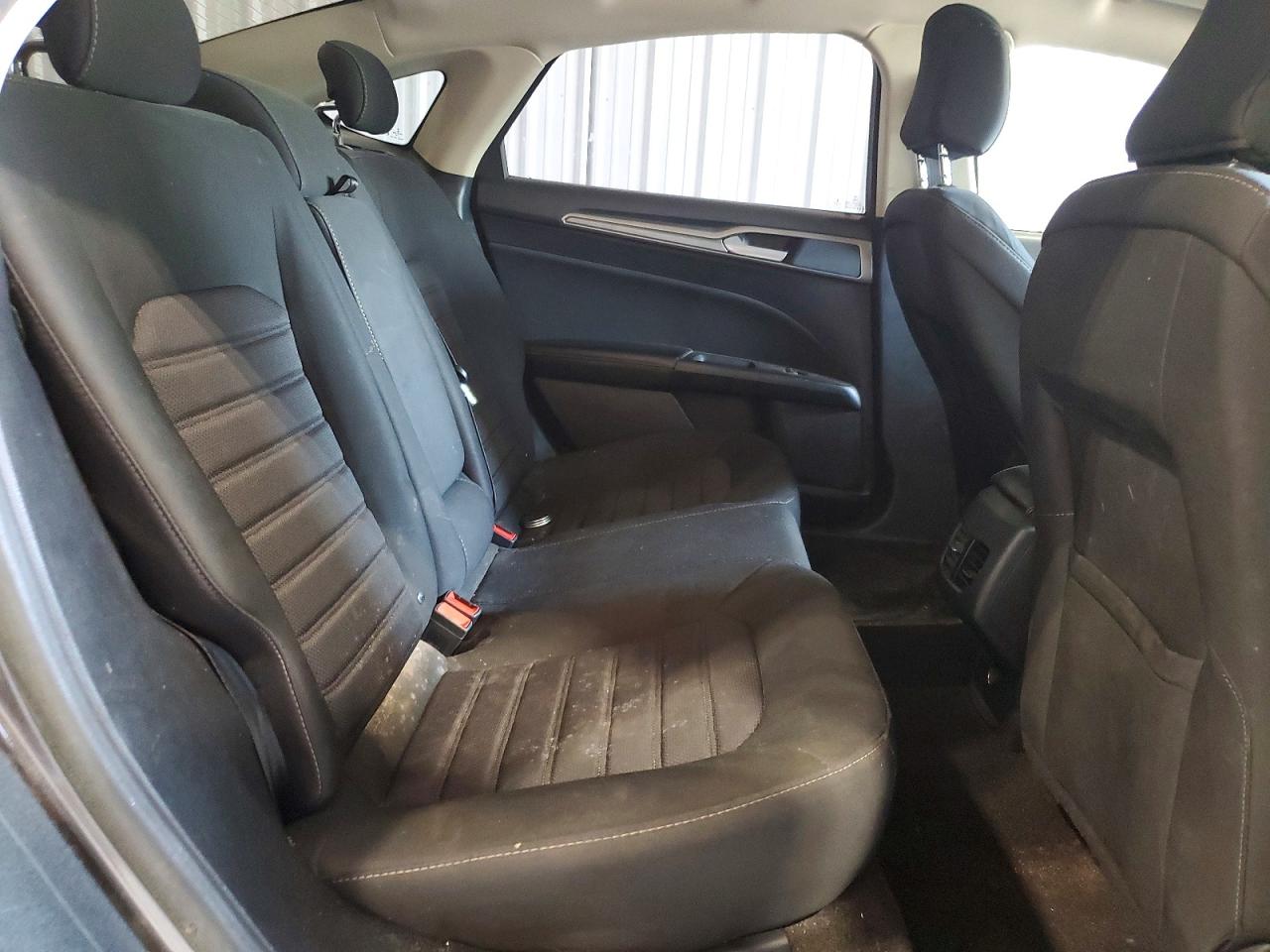 2020 Ford Fusion Se Gray vin: 3FA6P0HD4LR168456