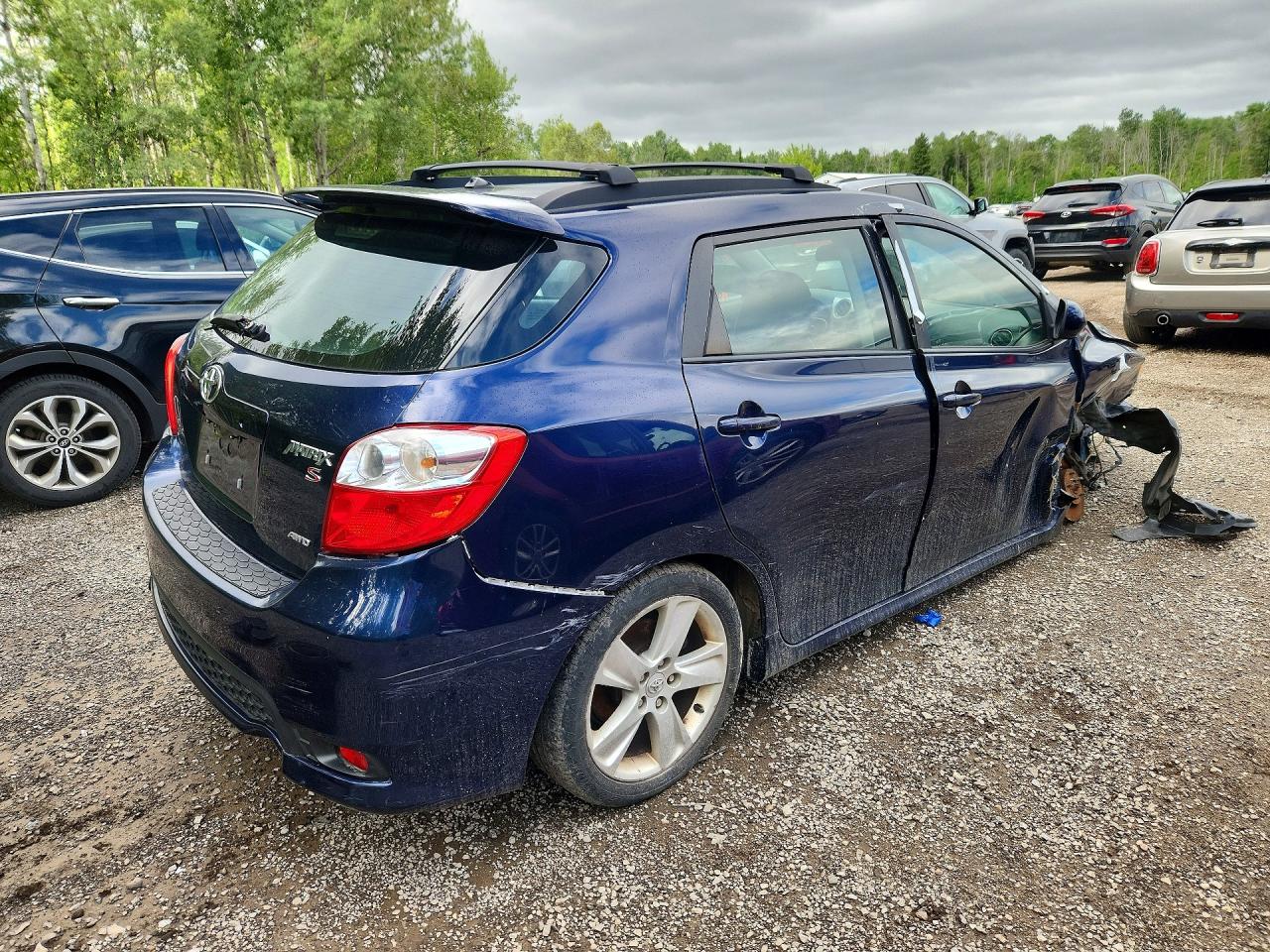 2013 Toyota Matrix Base Blue vin: 2T1LE4EE4DC023416