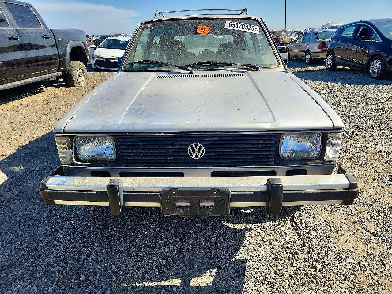 1982 Volkswagen Rabbit Ls Deluxe Серебряный vin: 1VWGB917XCV041944