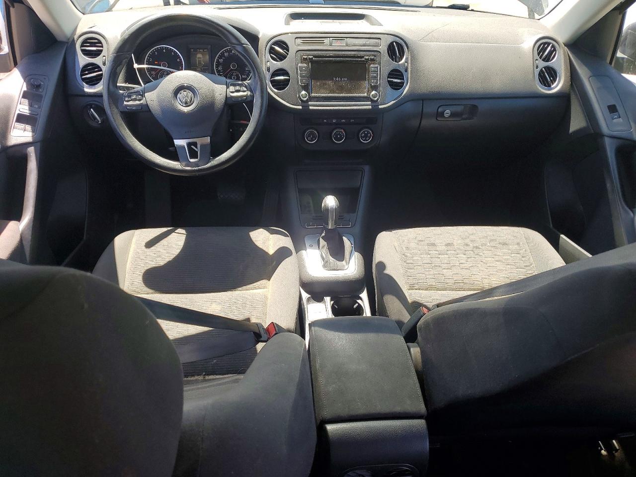 2015 Volkswagen Tiguan S Синий vin: WVGAV7AX6FW524233