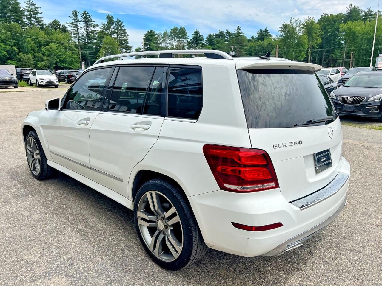2013 Mercedes-benz Glk 350 White vin: WDCGG5HB9DG018677