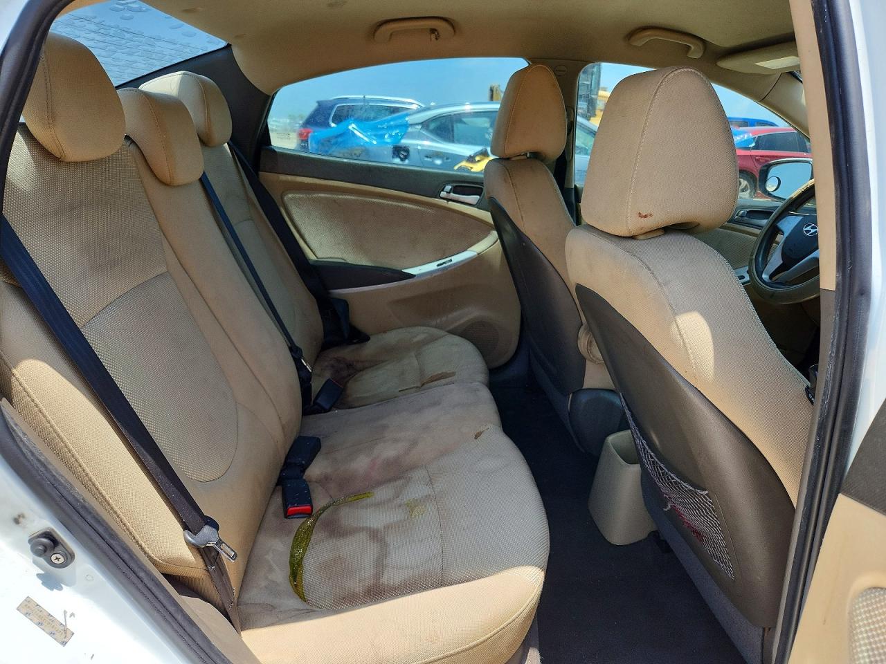 2012 Hyundai Accent Gls White vin: KMHCT4AEXCU161275