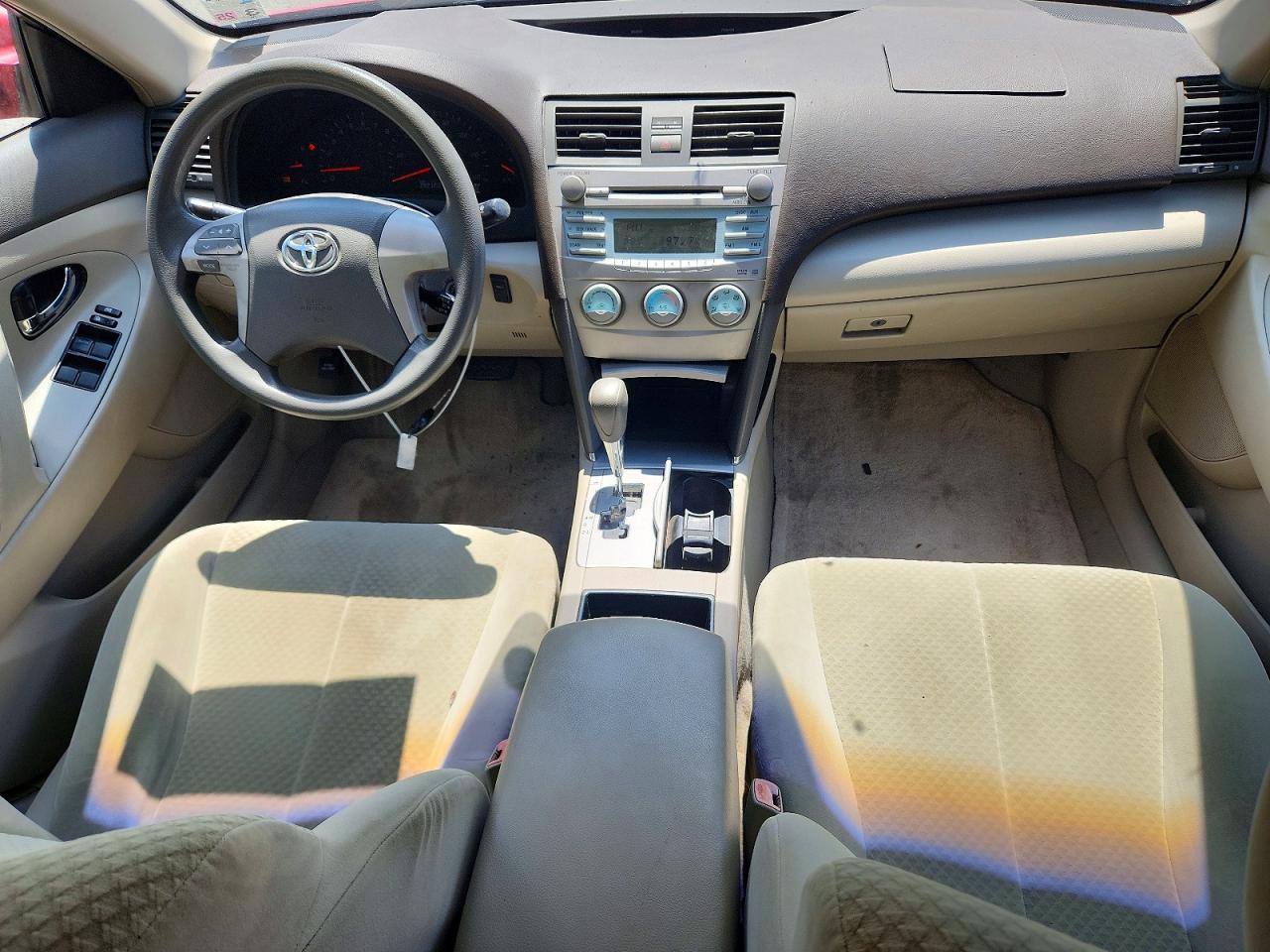 2007 Toyota Camry Le Red vin: 4T4BE46K67R004309