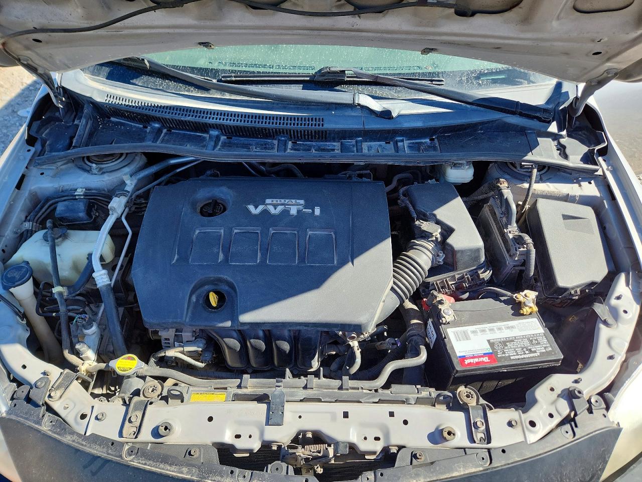 2010 Toyota Corolla Le Серебряный vin: 1NXBU4EE8AZ223840
