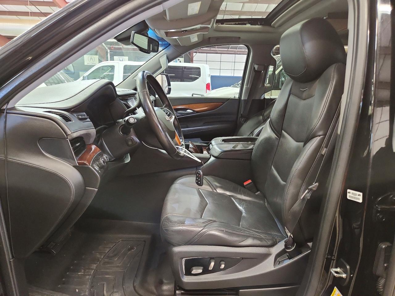 2015 Cadillac Escalade Esv Luxury Black vin: 1GYS4SKJ9FR726128