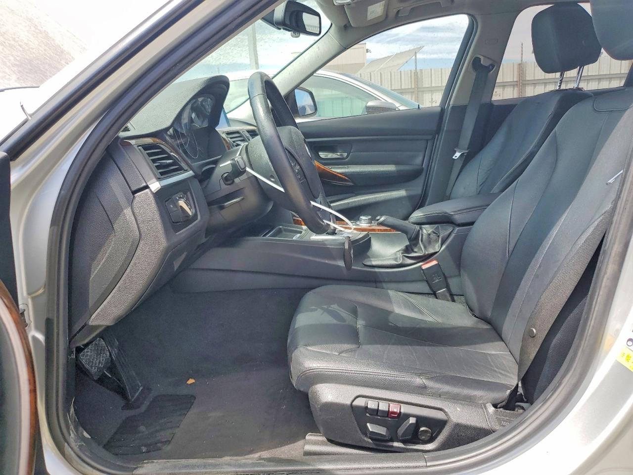 2013 Bmw 328 I Sulev Серебряный vin: WBA3C1G57DNR46551