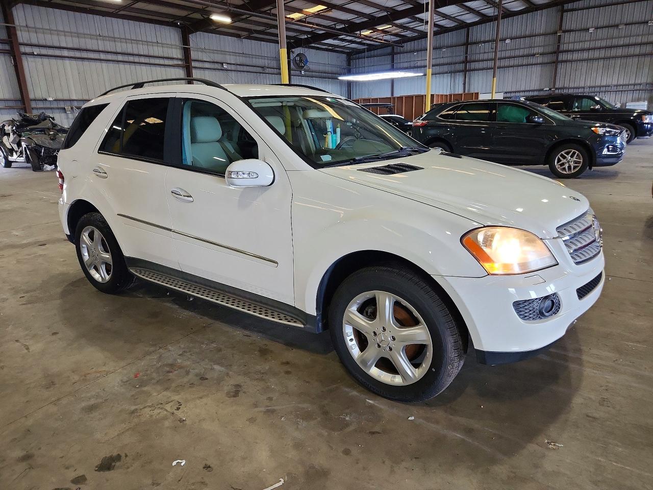 2007 Mercedes-benz Ml 350 White vin: 4JGBB86E97A233993