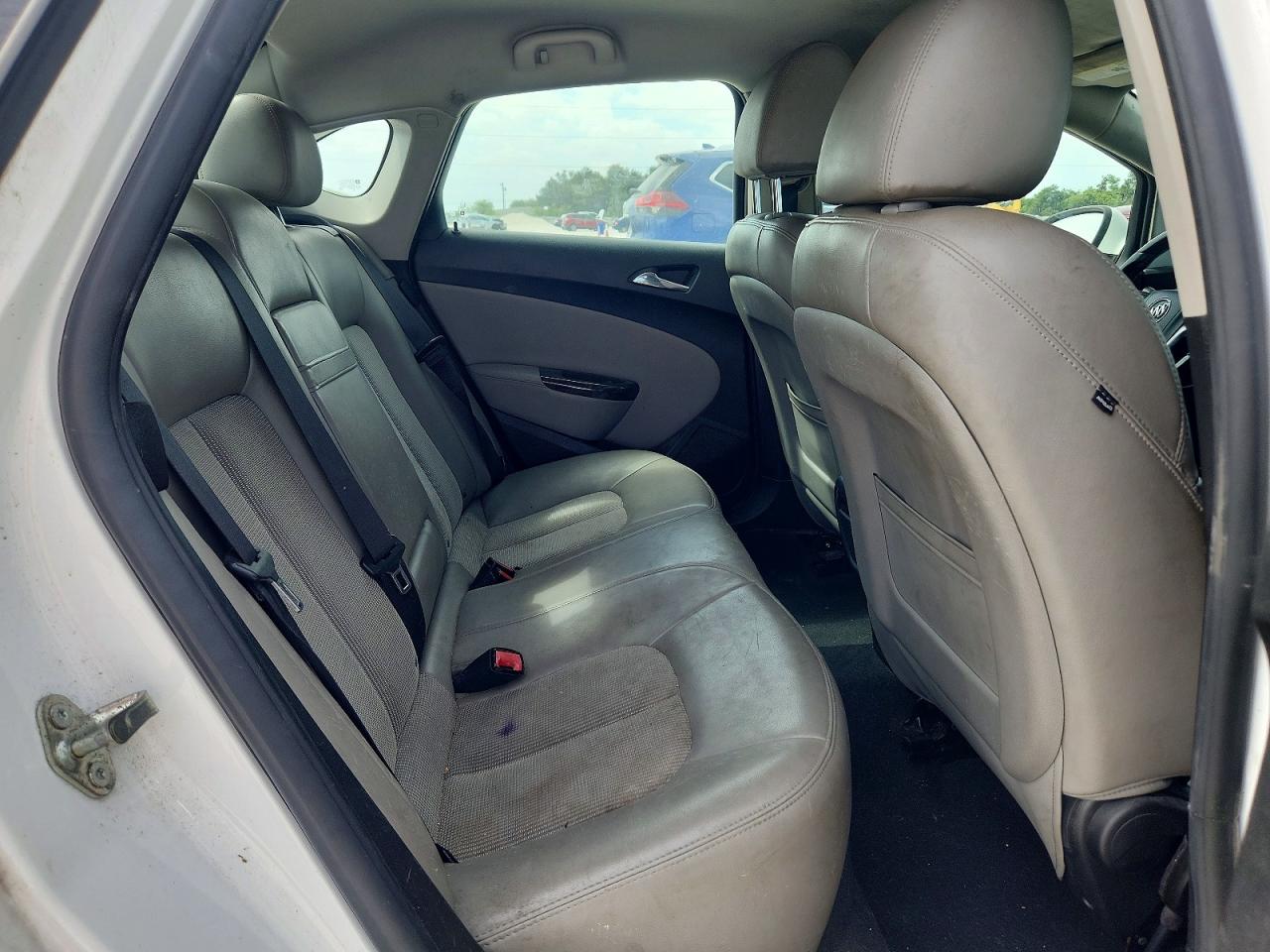 2014 Buick Verano White vin: 1G4PP5SK1E4172412