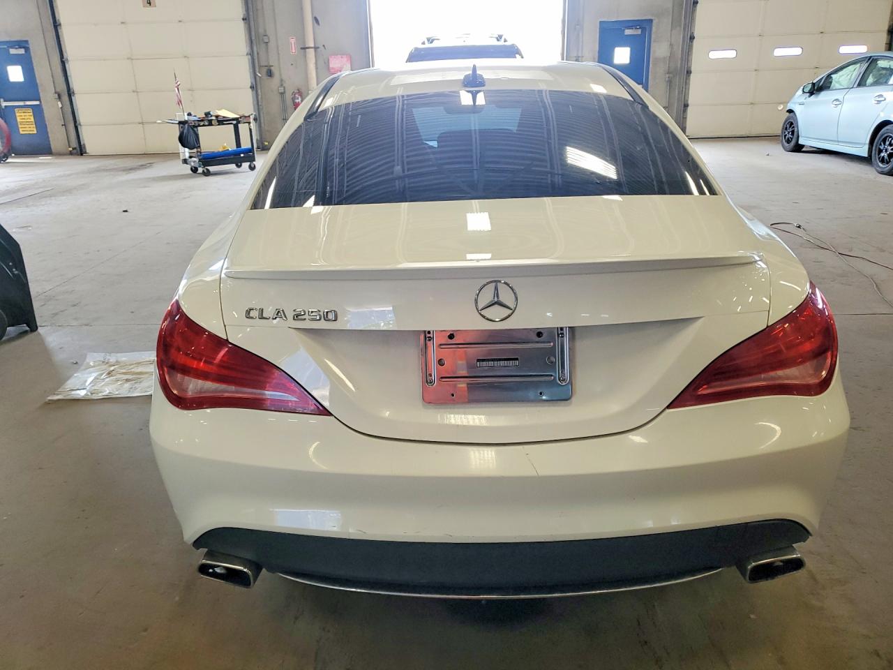 2014 Mercedes-benz Cla 250 White vin: WDDSJ4EB8EN049177