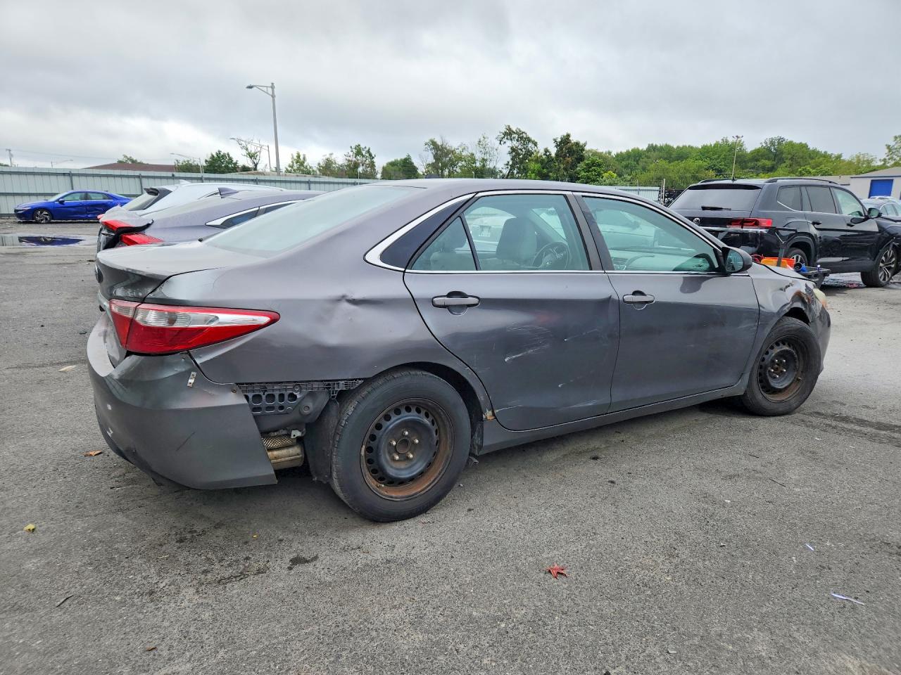 2015 Toyota Camry Le Серый vin: 4T4BF1FK8FR454196