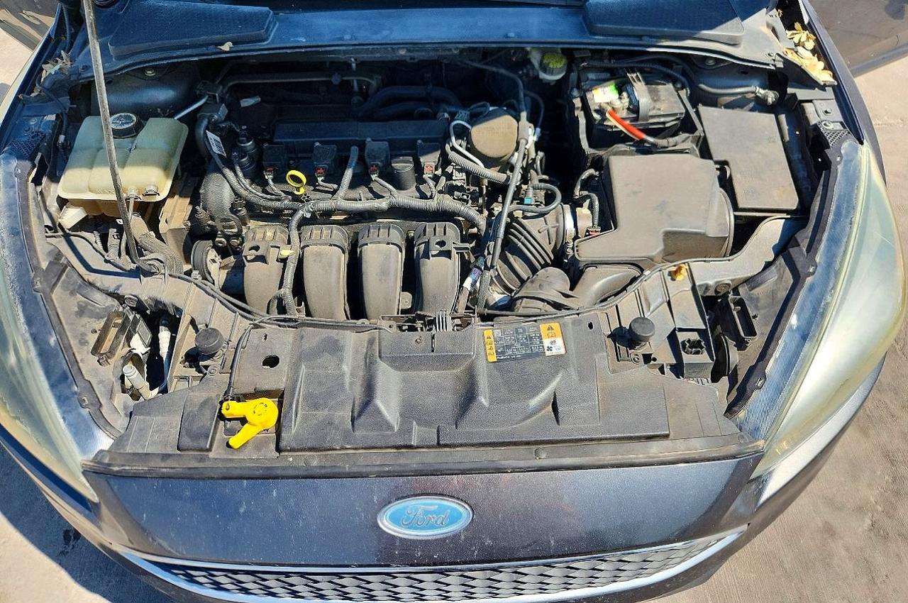 2015 Ford Focus Se Gray vin: 1FADP3F27FL210342