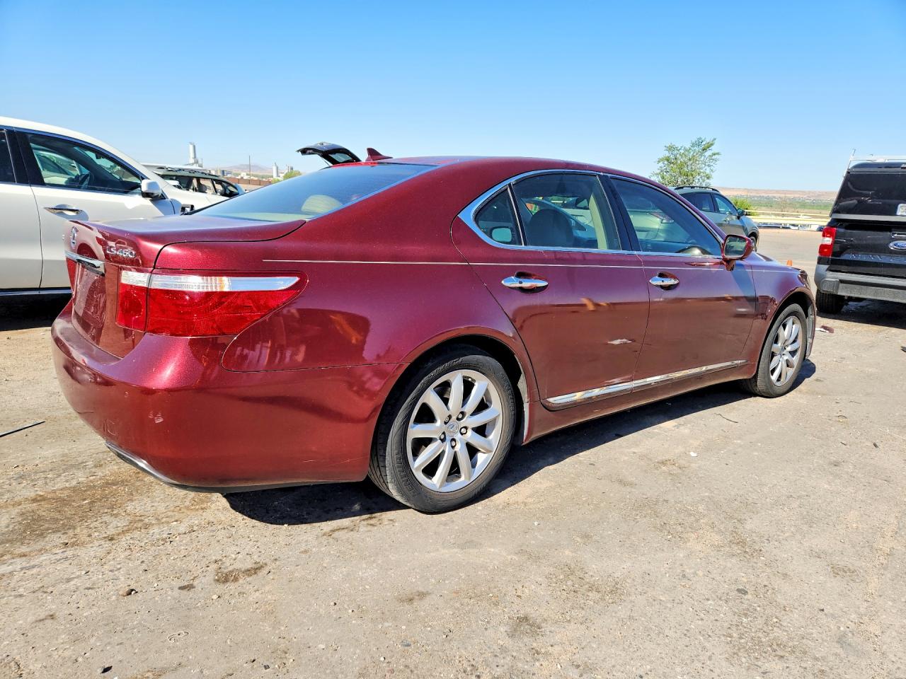 2007 Lexus Ls 460 Burgundy vin: JTHBL46F875040275
