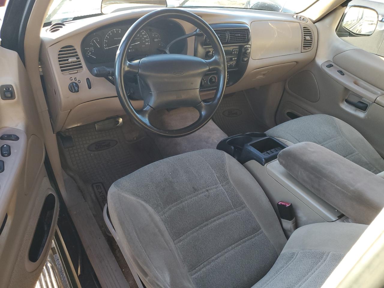 1999 Ford Explorer Green vin: 1FMYU22X7XUA21018