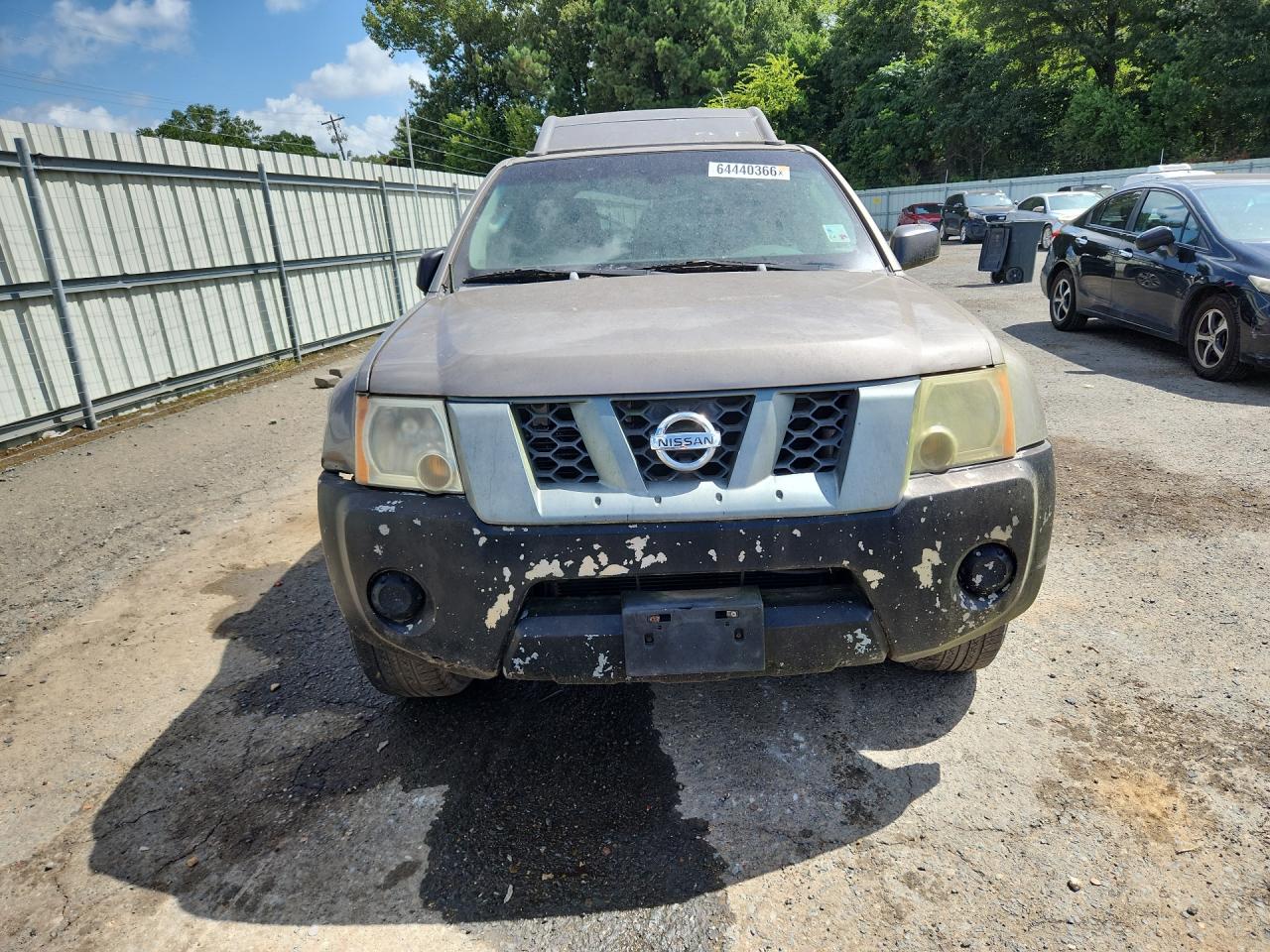 2007 Nissan Xterra X Желто-коричневый vin: 5N1AN08U87C542139
