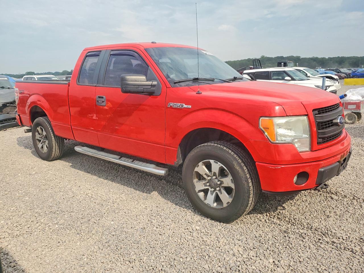 2013 Ford F150 Super Cab Red vin: 1FTFX1EF3DFC61490