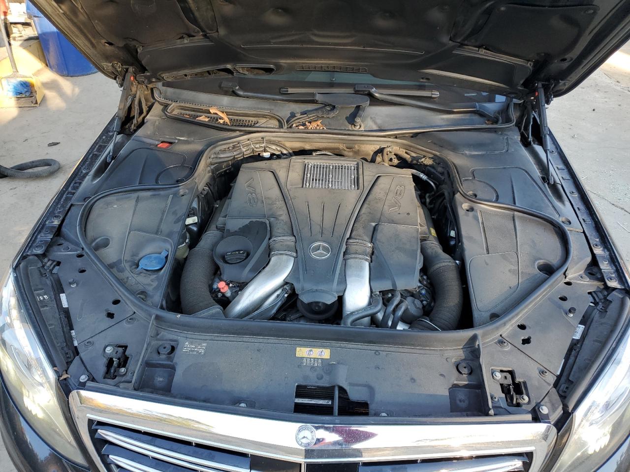 2014 Mercedes-benz S 550 Black vin: WDDUG8CBXEA009949