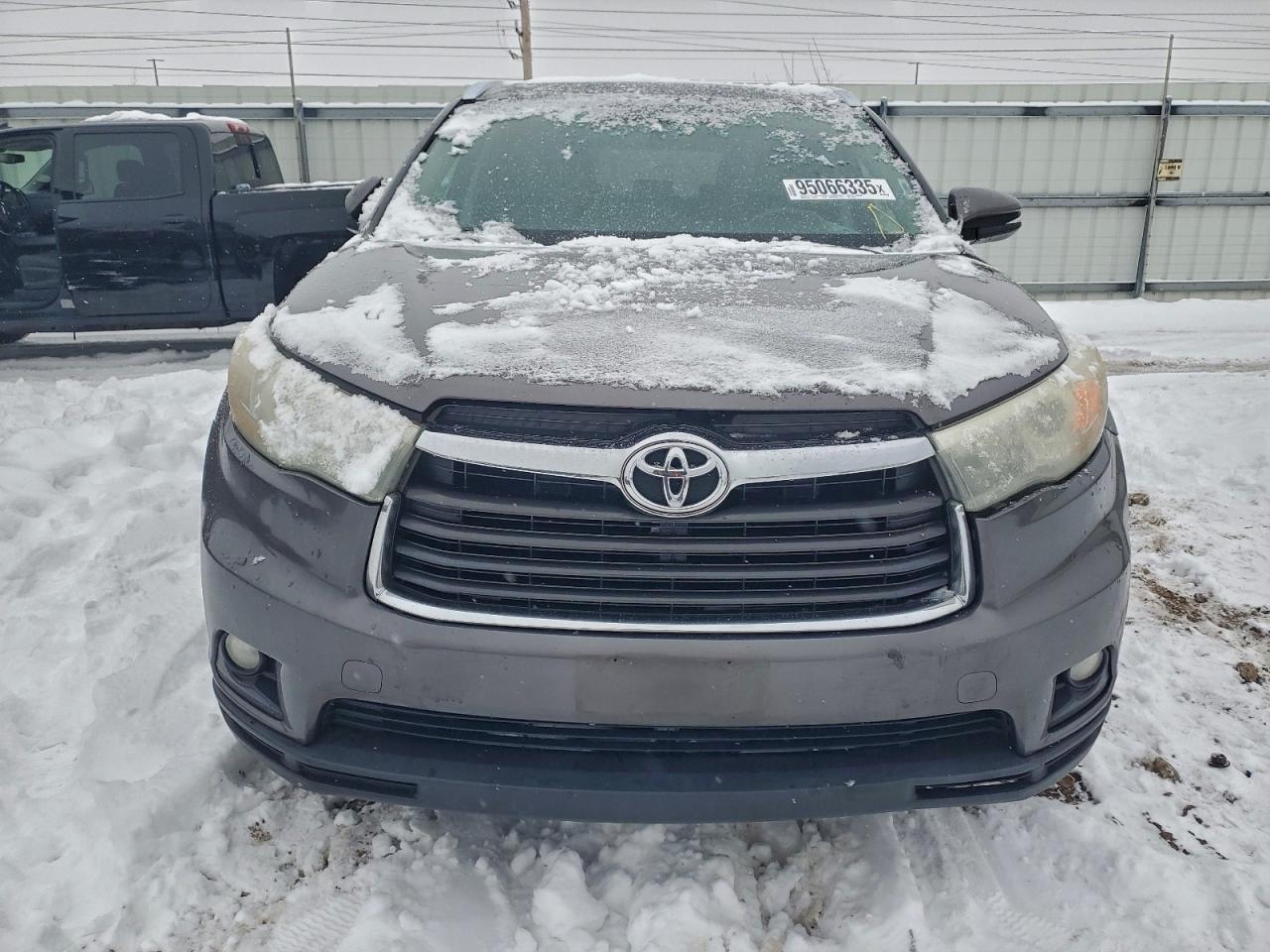 2016 Toyota Highlander Xle Charcoal vin: 5TDJKRFH6GS244954