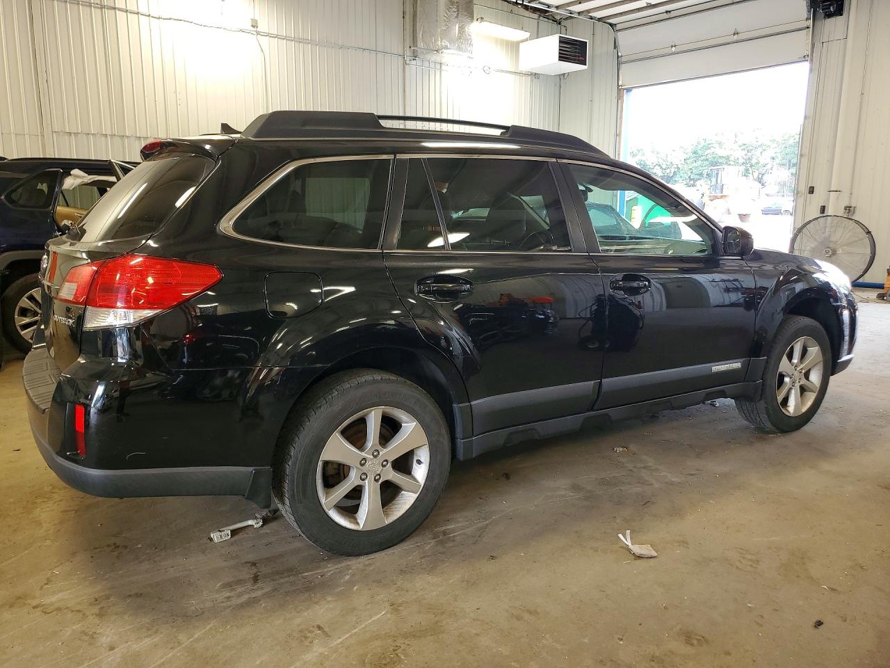 2011 Subaru Outback 2.5i Limited Black vin: 4S4BRCKC1B3435114