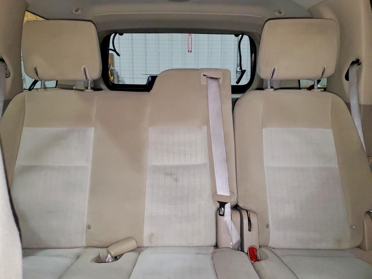 2008 Ford Explorer Xlt White vin: 1FMEU73E48UA93051