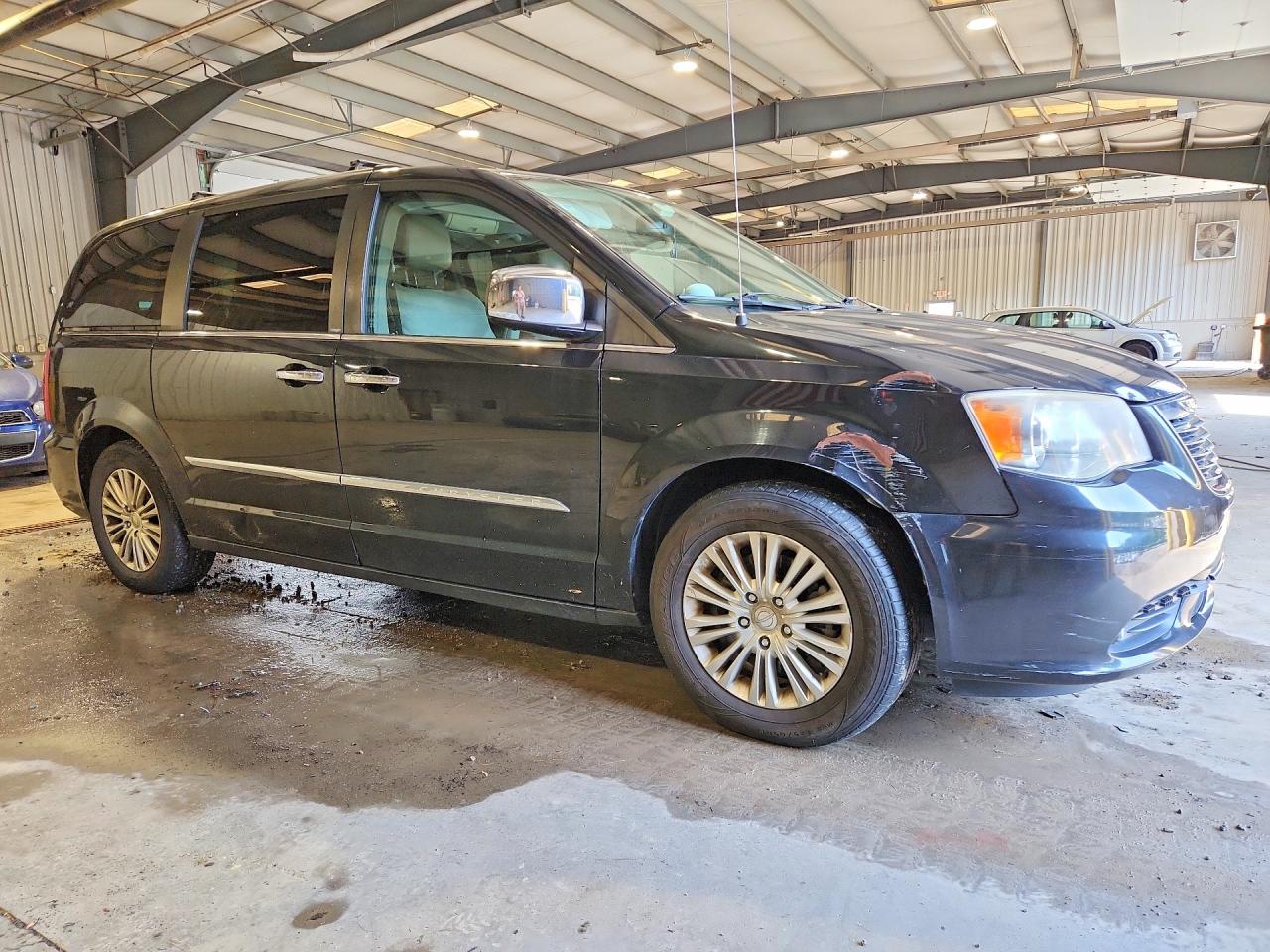 2014 Chrysler Town & Country Limited Black vin: 2C4RC1GG0ER237172