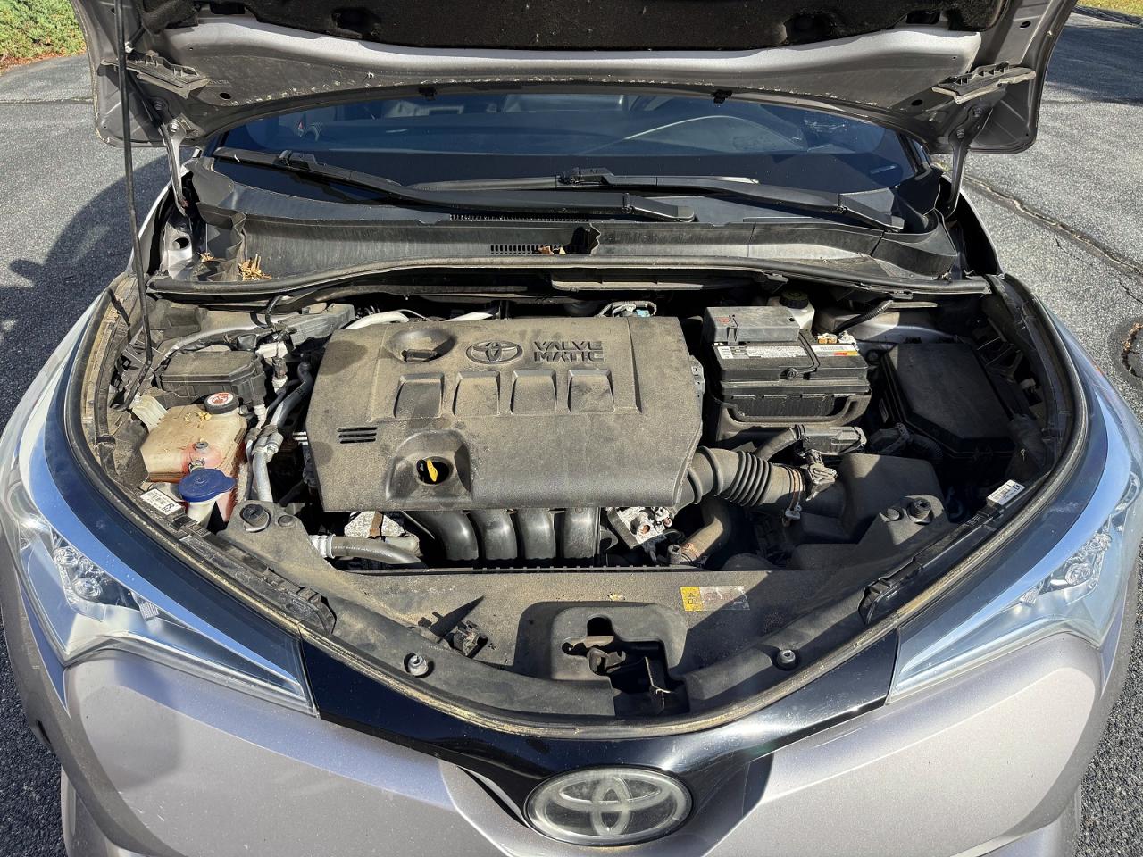 2019 Toyota C-hr Le Silver vin: NMTKHMBXXKR067772