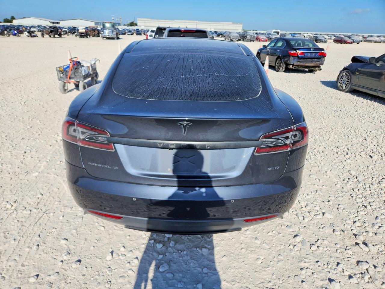 2015 Tesla Model S Black vin: 5YJSA1E27FF112486