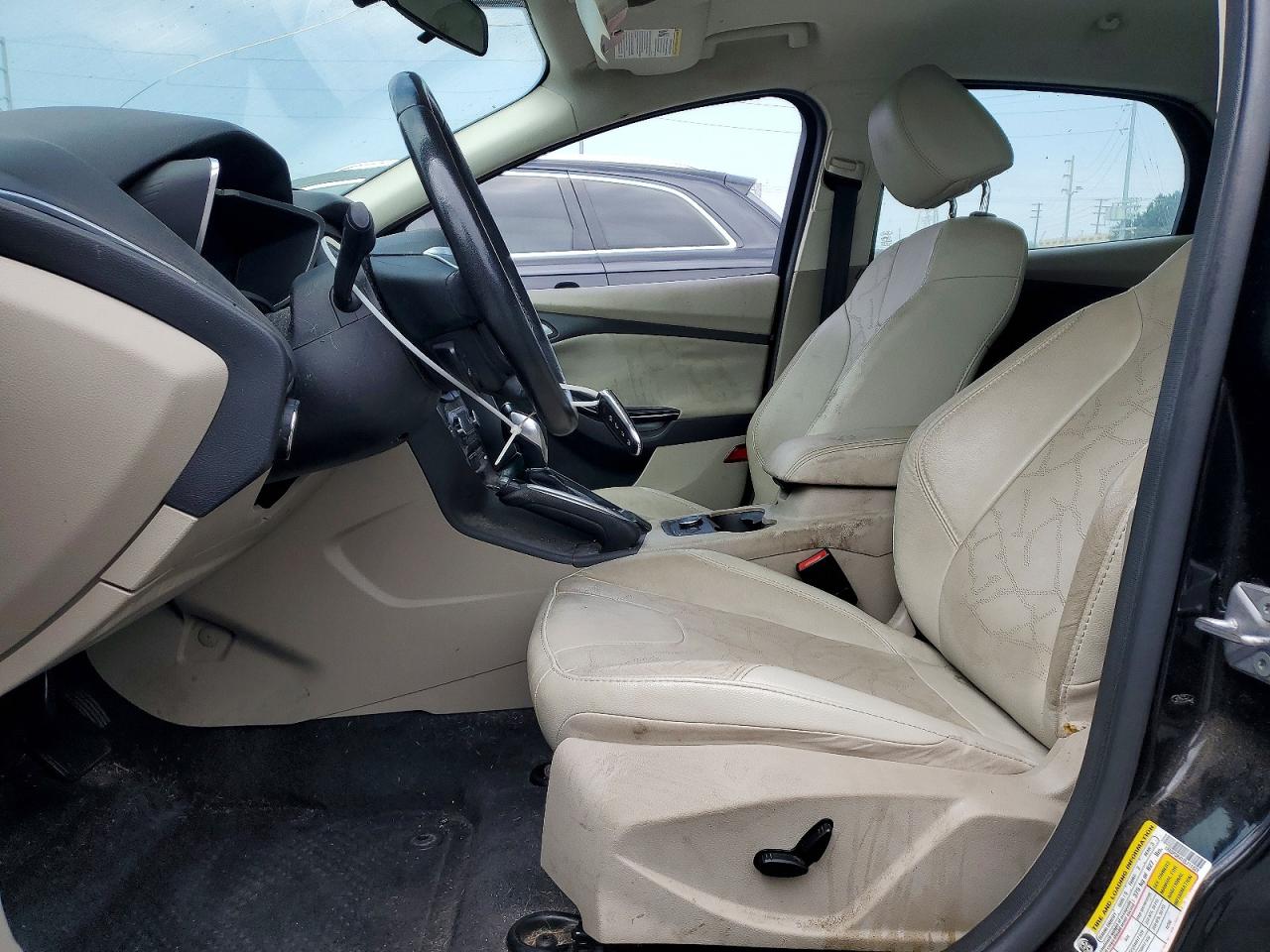 2014 Ford Focus Bev Black vin: 1FADP3R41EL111821