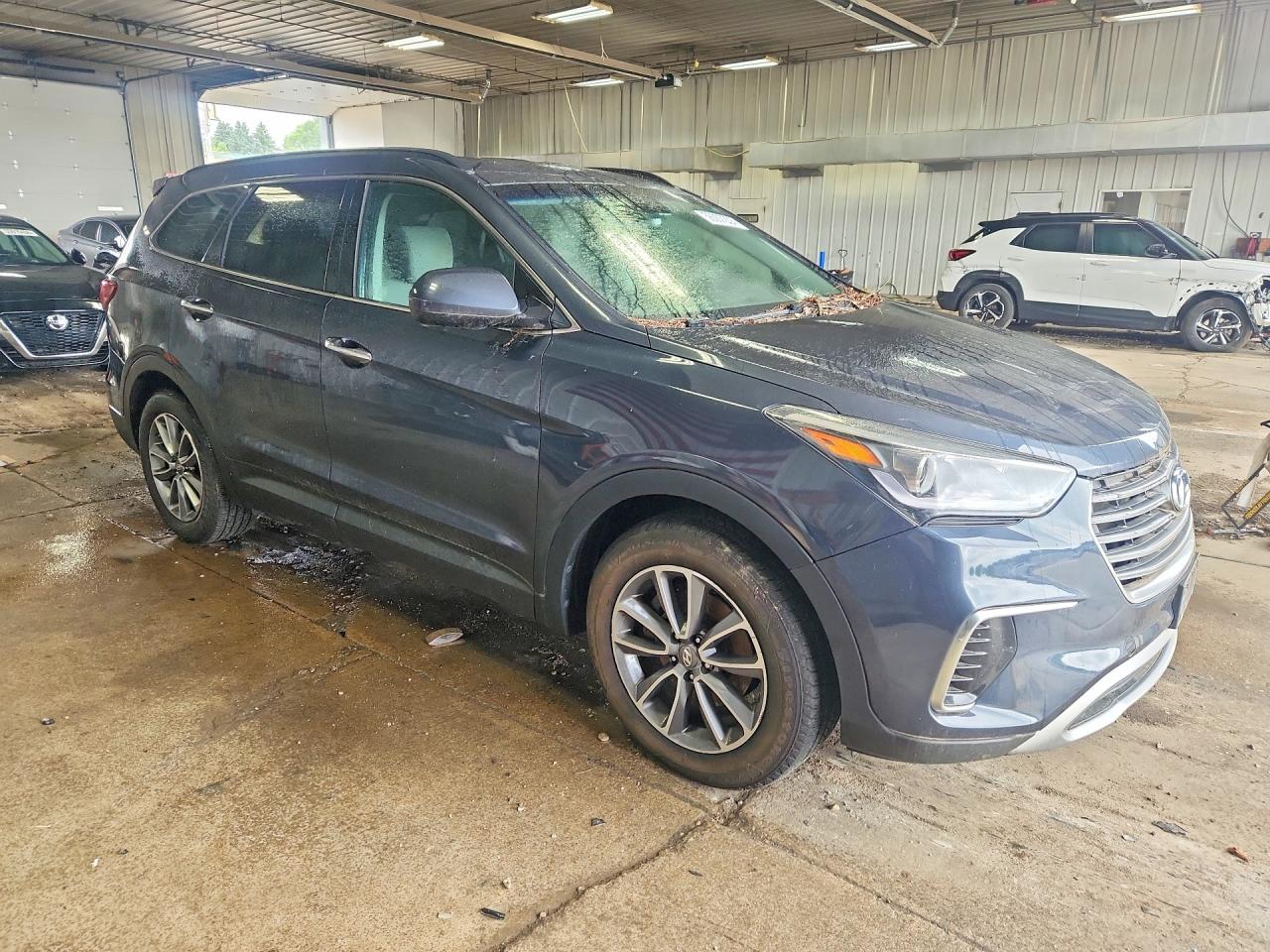 2017 Hyundai Santa Fe Se Blue vin: KM8SMDHF7HU190750