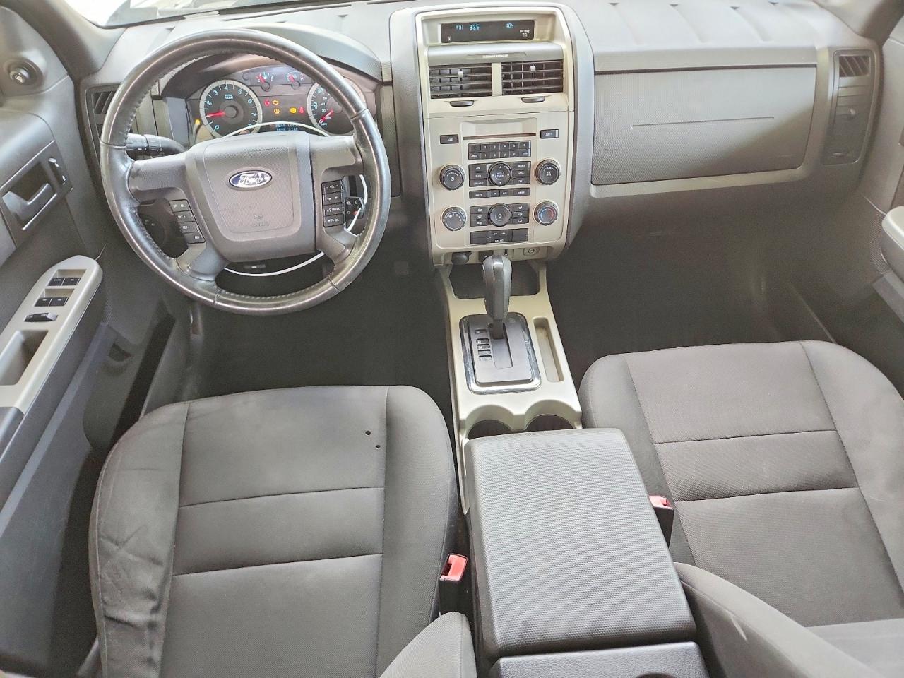 2010 Ford Escape Xlt Silver vin: 1FMCU0D79AKB42731