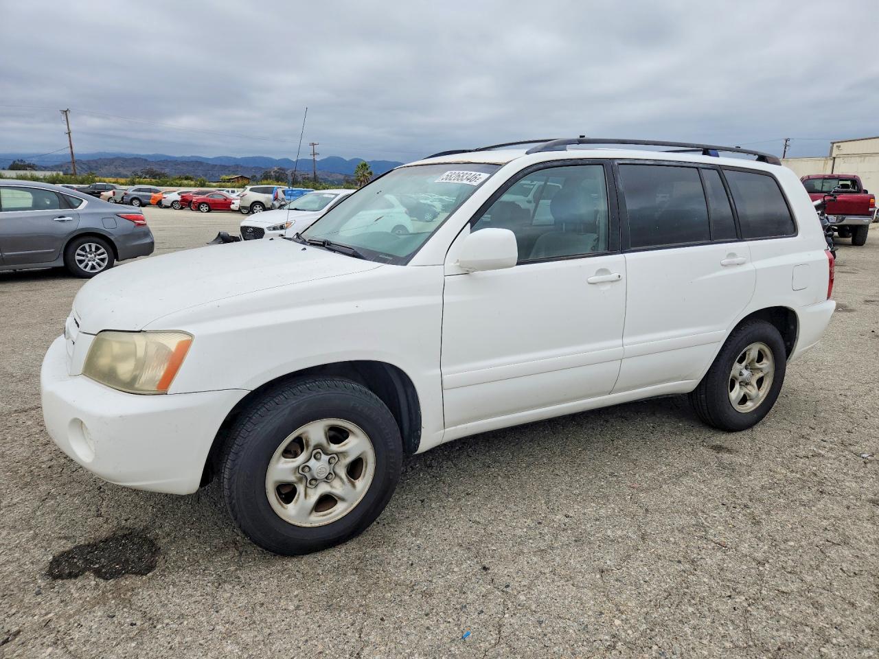 2003 Toyota Highlander Base White vin: JTEGD21A830066091