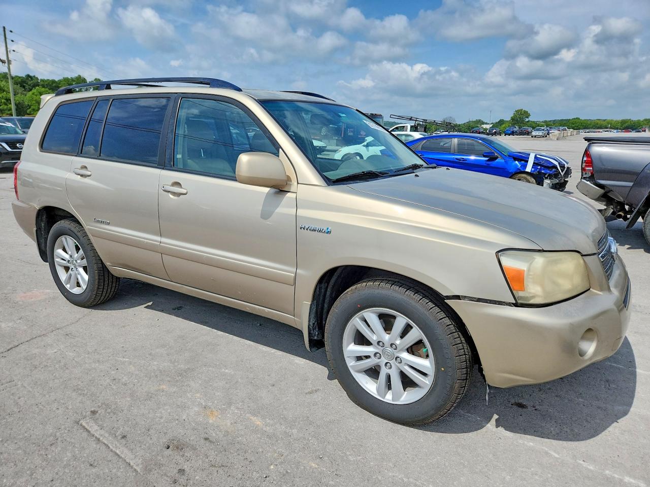 2007 Toyota Highlander Hybrid Gold vin: JTEDW21A170022677