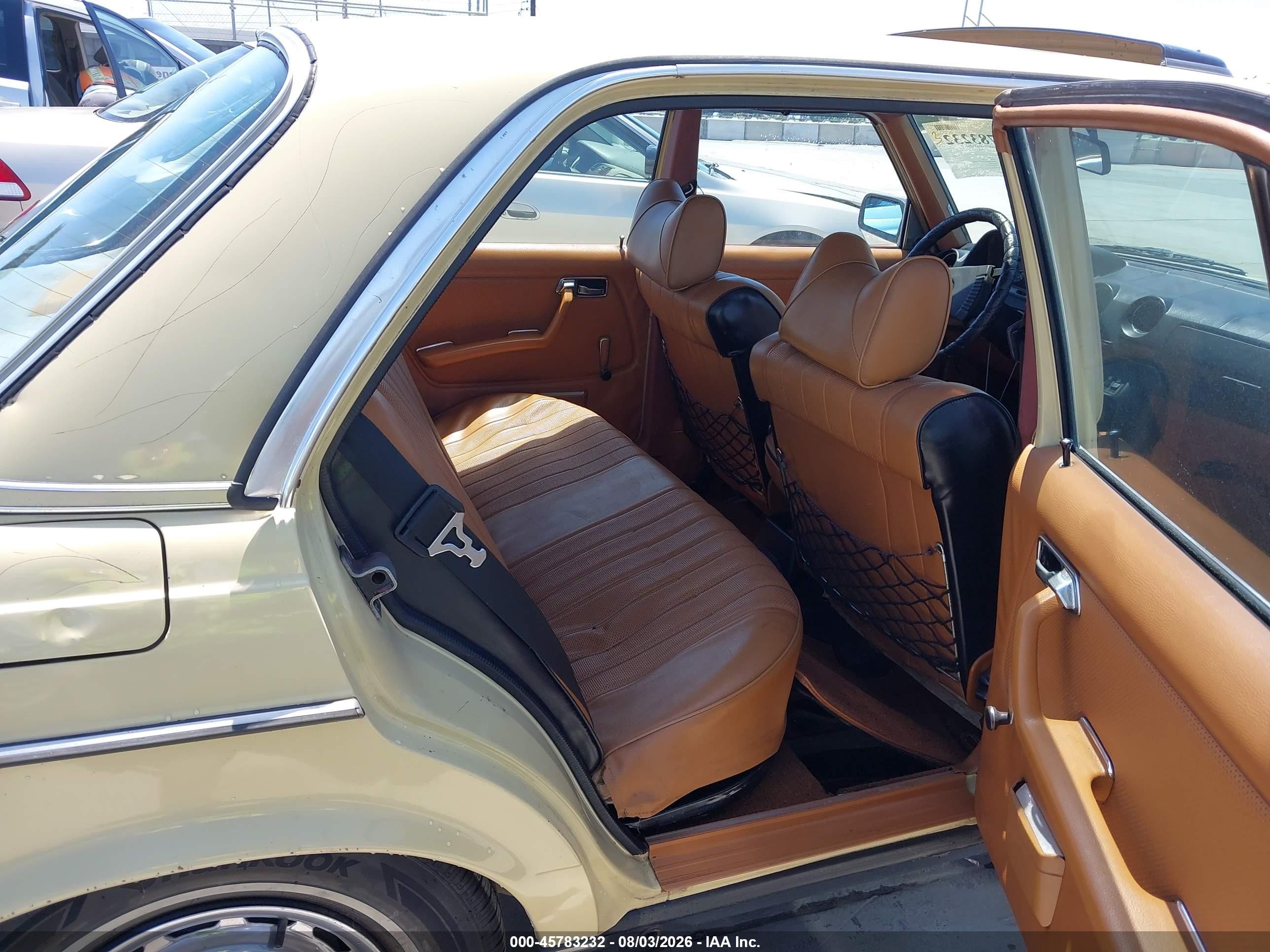 1979 Mercedes-benz 240d Series Yellow vin: 12312310120522