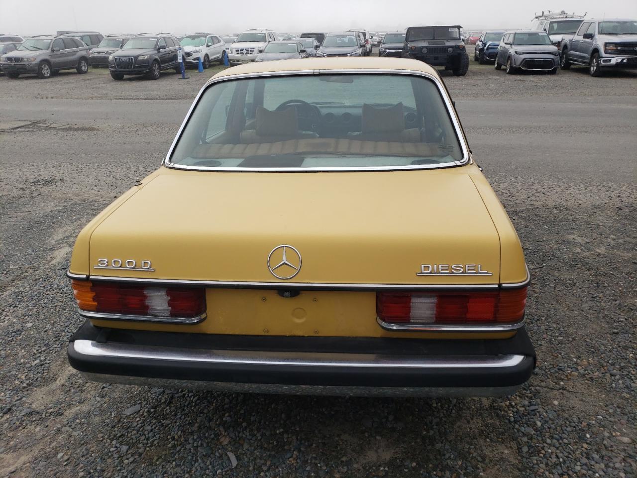1978 Mercedes Benz 300d Yellow vin: 12313012065004