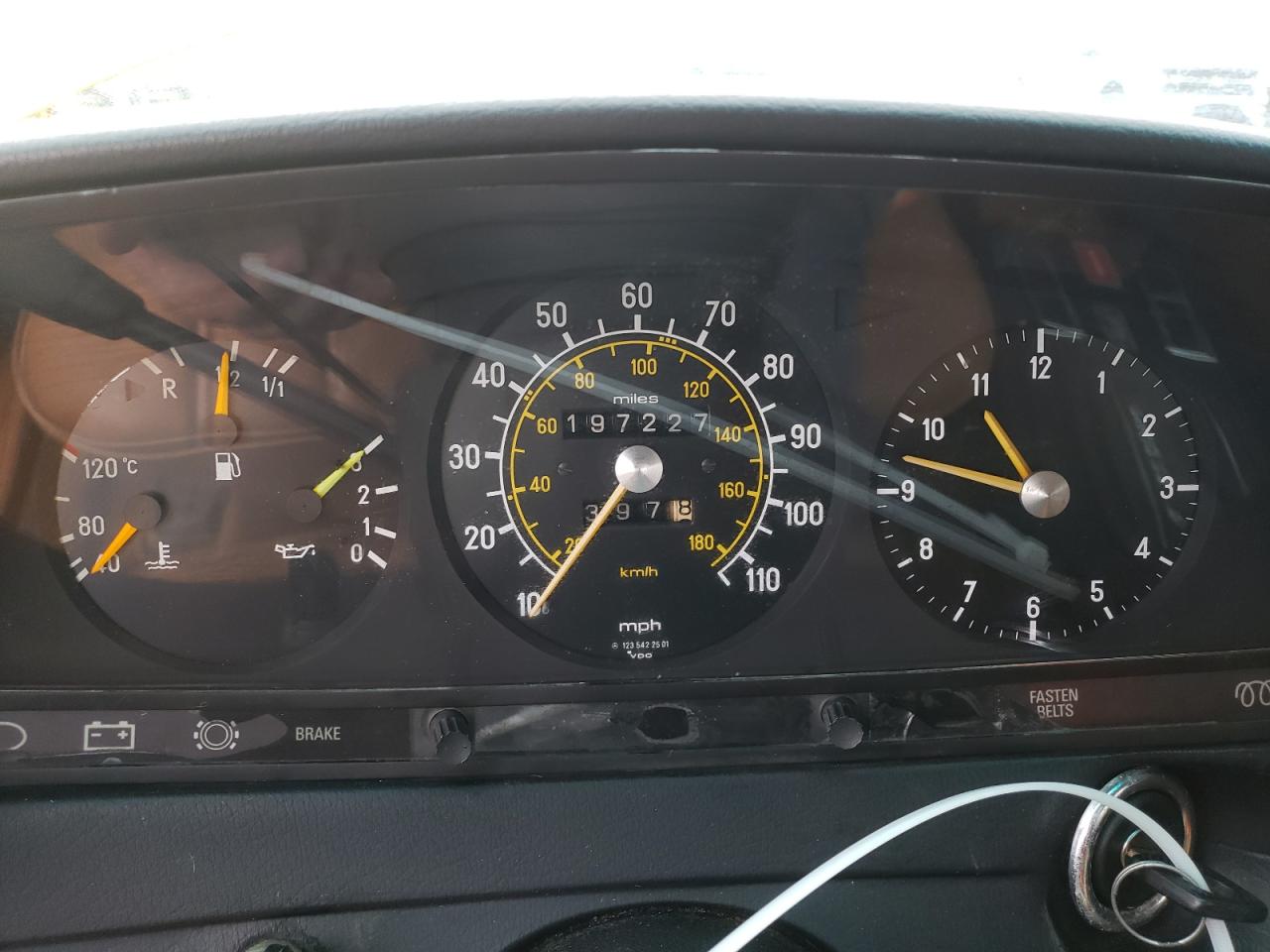 1978 Mercedes Benz 300d Yellow vin: 12313012065004