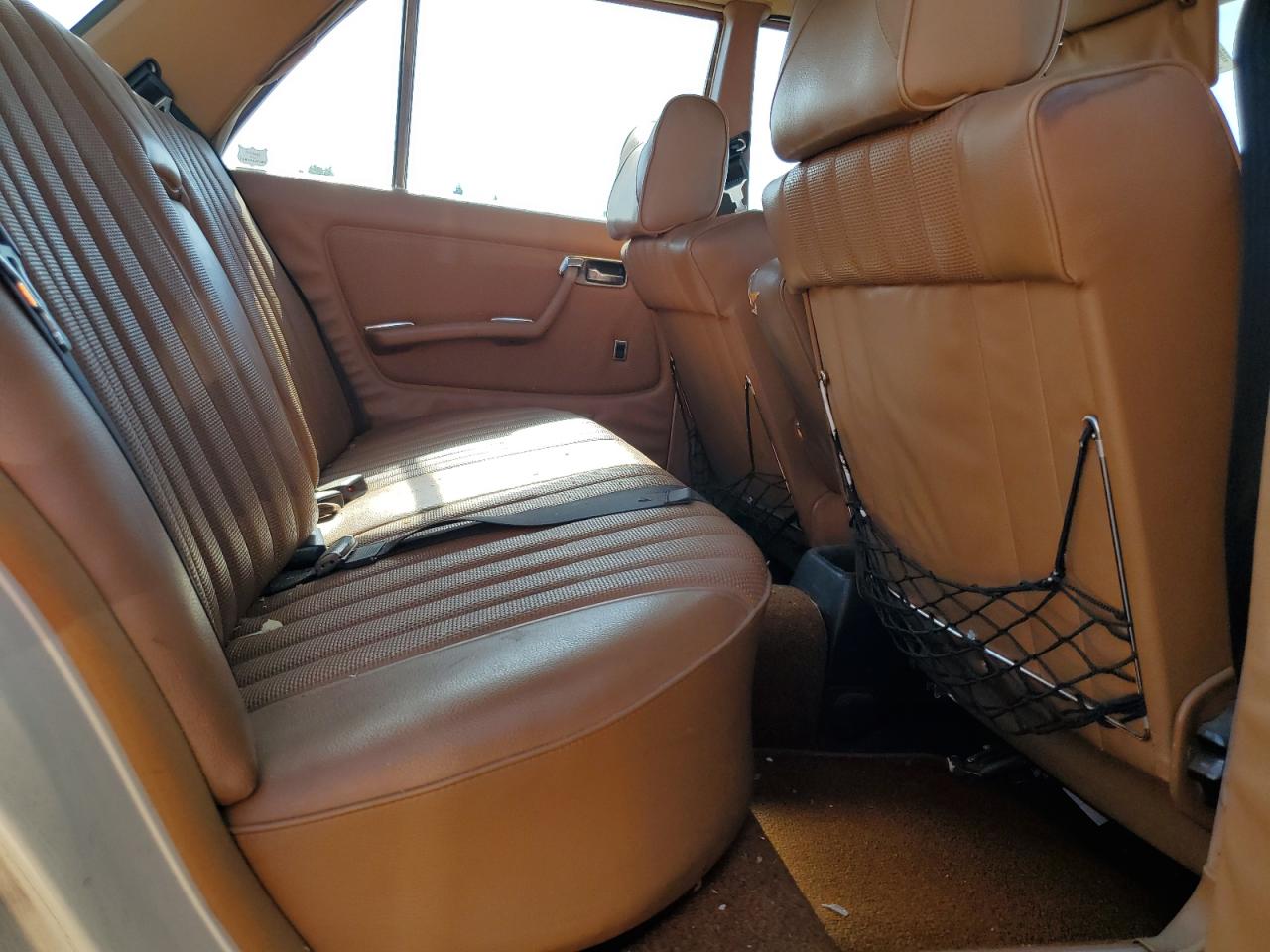 1979 Mercedes-benz 300d Бежевый vin: 12313012109738