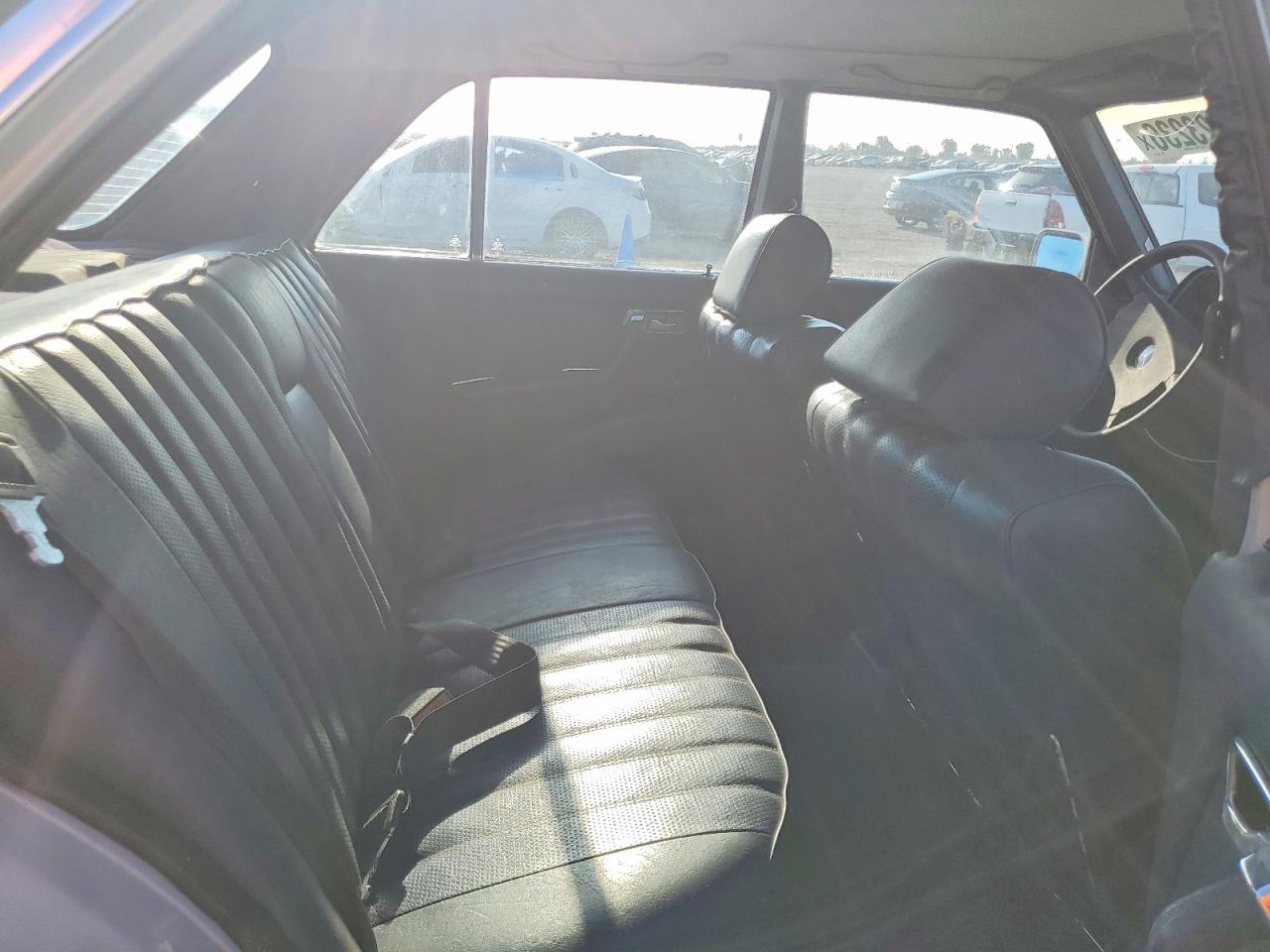 1980 Mercedes-benz 300d Beige vin: 12313012203116
