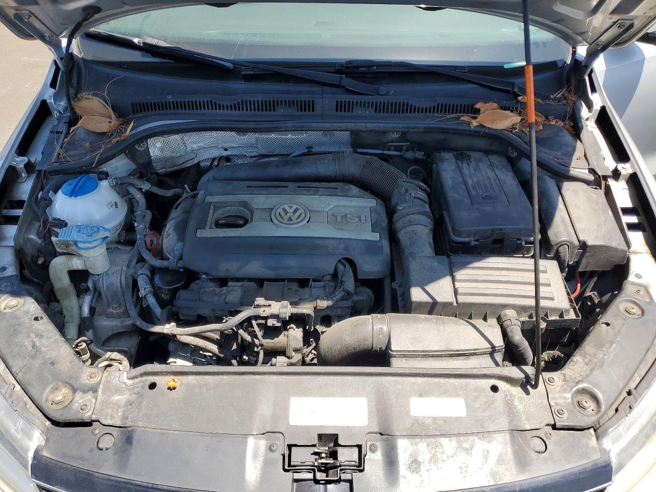 2013 Volkswagen Jetta Gli Silver vin: 3VW4A7AJ0DM210239