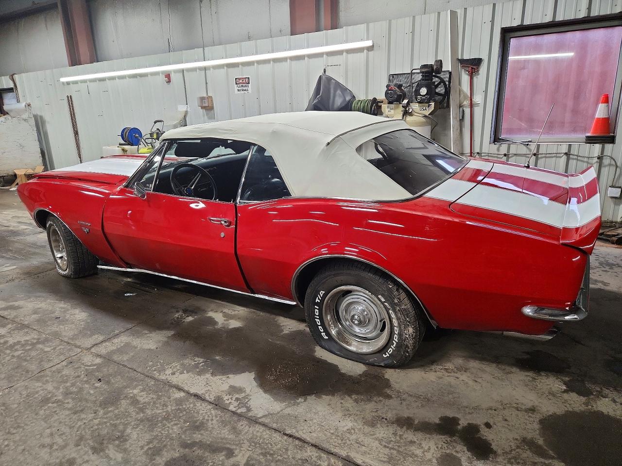 1967 Chevrolet Camaro Red vin: 123677N150833